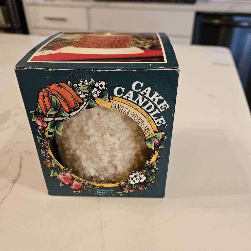 Cake Candle Vanilla Pound Cake in Box